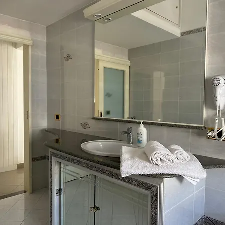 Soldano Nocleg ze śniadaniem 3*